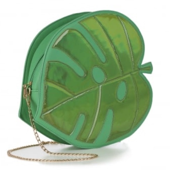 Collectif Handbags - Collectif Lulu Hun Tropical Leaf Tiki Purse NWT